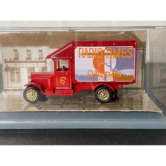 Lledo Collectors Guild DG052028 1935 Morris Parcels Van - Radio Times Christmas - Picture 2 of 16